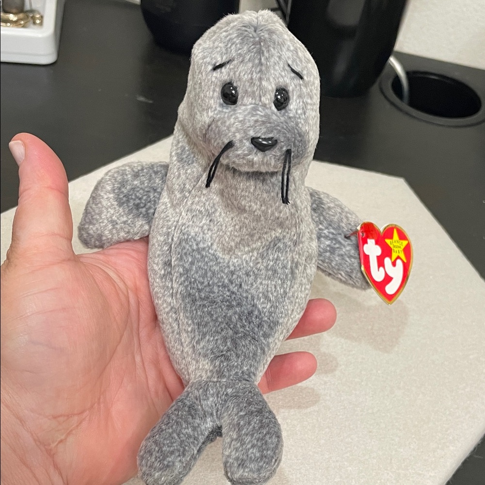 Ty Gray Seal Plush Beanie Baby - Soft Gray Seal. “Slippery” born in 1998
